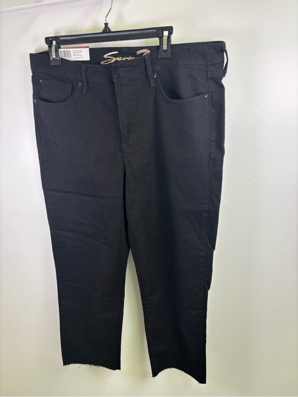 SEVEN JEANS TOWER STRAIGHT CROP
WOMEN 14  BLACK  COTTON & POLYESTER 
COMFORTABLE